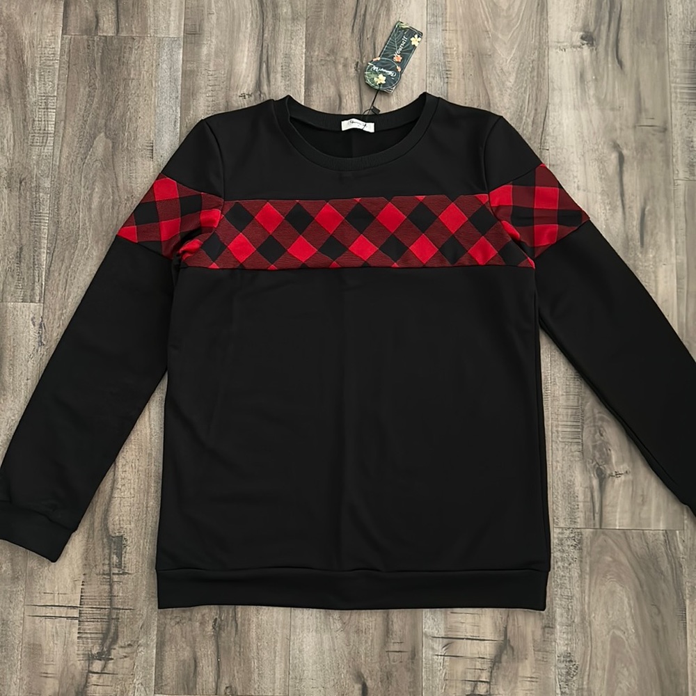 Black/Red Long Sleeve Top